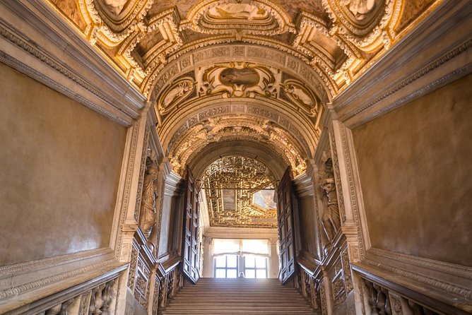 Venice: Winter Pass Top Attractions & City Walking Tour - Optional upgrade: Palazzo Mocenigo for fashion, textiles, and perfume