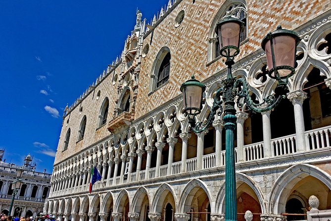 Venice: Winter Pass Top Attractions & City Walking Tour - Optional upgrade: Ca’ Rezzonico for 18th-century Venice