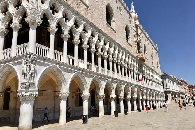 Walking in Venice Off-the-beaten Track - What Off-the-Beaten-Track Means Here (Without the Hype)