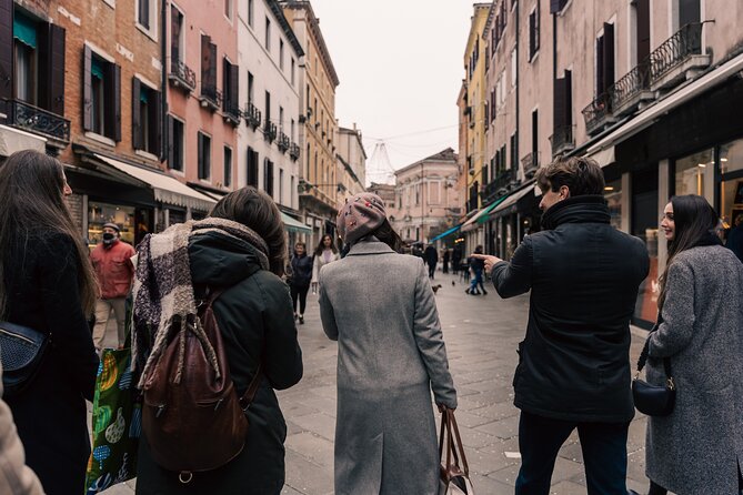 Walking in Venice Off-the-beaten Track - Start at Santa Lucia, Then Let Rialto Set the Tone