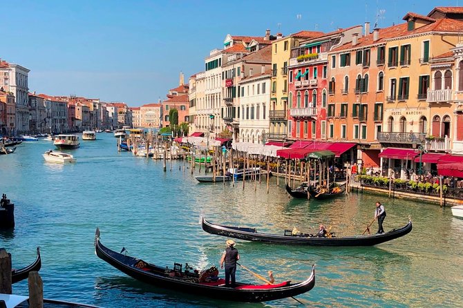 Walking Tour of Venice from St. Mark's Square to Rialto - St Mark’s Basilica and Doge’s Palace: seeing them with context