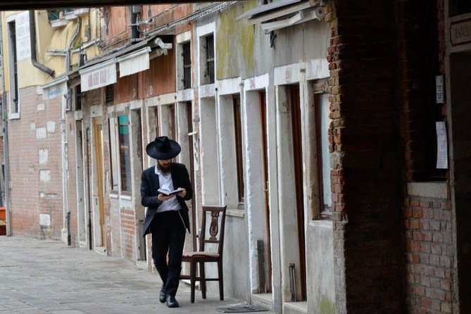 Walking Tour of Venice with Mini Cruise - Price and value: $30 for a fast Venice sampler