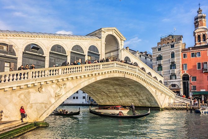 Walking Tour of Venice with Mini Cruise - Ghetto Ebraico and Strada Nova: history you can actually walk through