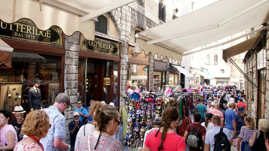 Walking Tour to Uncover the Hidden Venice - Rialto Bridge, Teatro La Fenice, and the Bovolo staircase finale