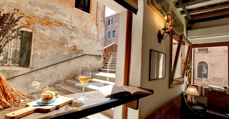 Wine Tasting in Venice - Venice Wine Culture, Bàcari Energy, and How to Make It Better