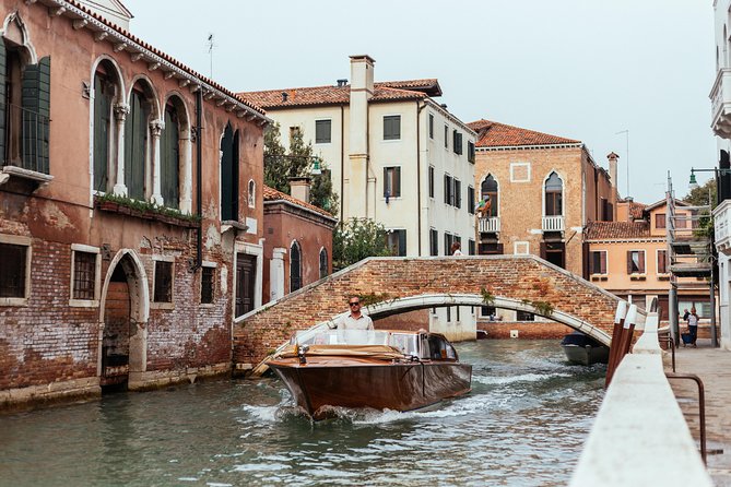 Withlocals Venice Away from the Crowds PRIVATE Tour with a Local Expert - Stop 2, Palazzo Zenobio and Ca’ Zenobio degli Armeni: Baroque Details Up Close