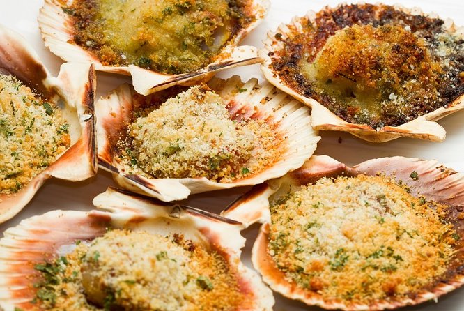 Your Evening in Venice: Aperitif & Lifestyle - Fondamenta Venier Savorgnan: the suggested seafood trattoria moment