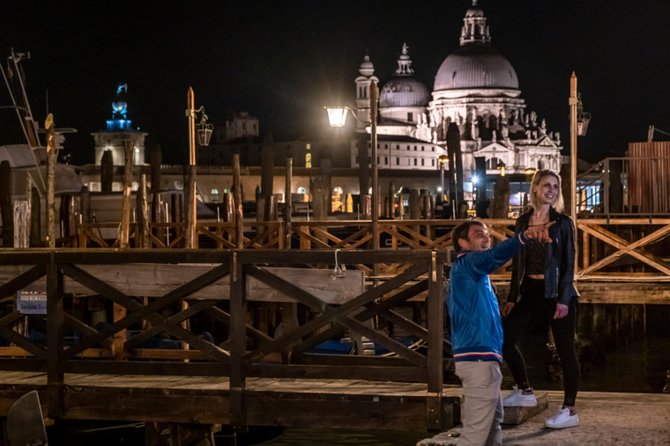 Your Evening in Venice: Aperitif & Lifestyle - Ponte de Chiodo: seeing Venice’s old bones up close