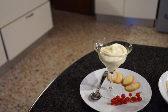 Yummy Cooking Class in Venice with Professional Chef - The Stop at Campo Santa Margherita: A Venice Moment Before You Cook